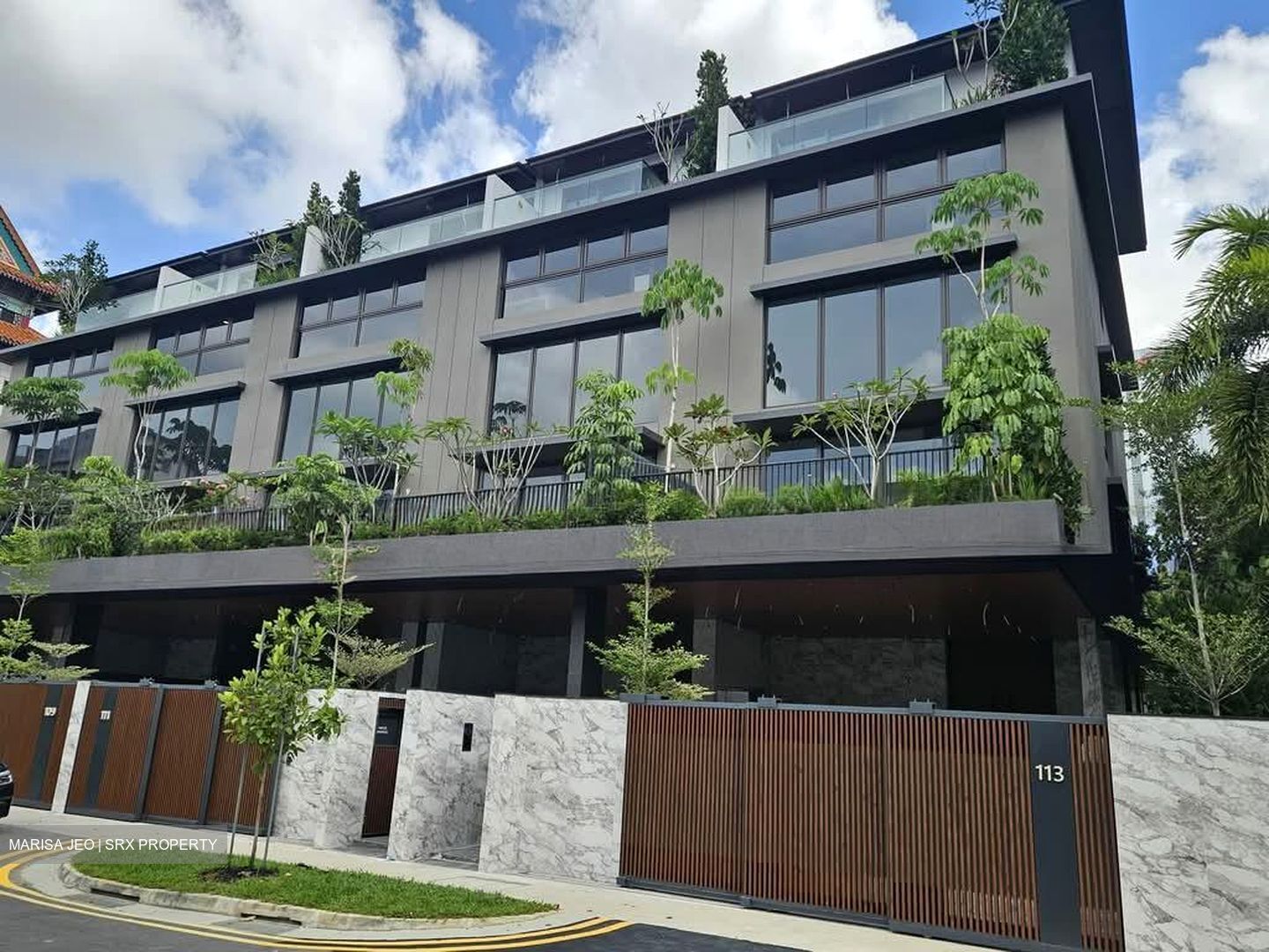 Shrewsbury Road (D11), Terrace #532844471